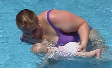 r0300512.jpg (25529 bytes)